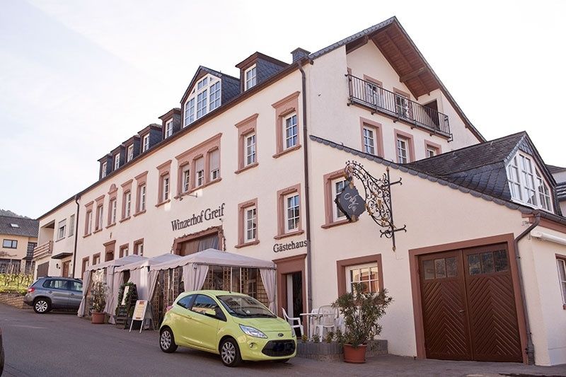 Gästehaus - Weingut - Straußwirtschaft Greif