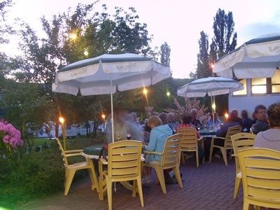 Moselterrasse mit Platzeigenes Restaurant