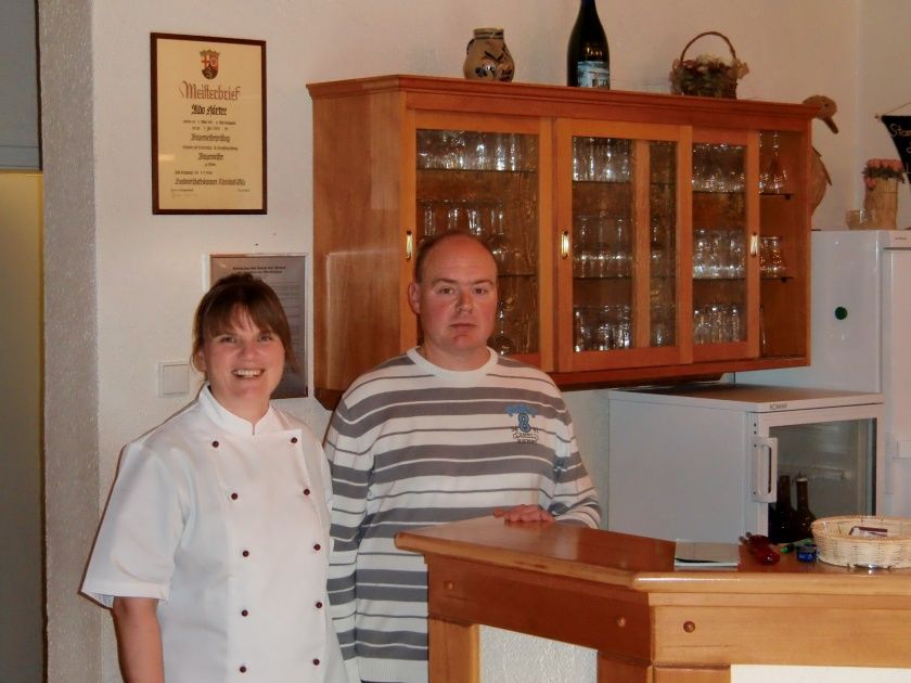 Gutsschänke Felsenstübchen & Winzerhof Härter - Weinproben und Weinbergsführungen, auch für Gruppen