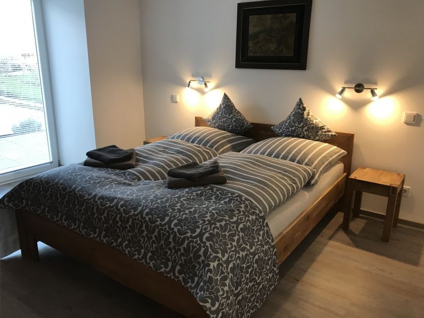 Schlafzimmer unten