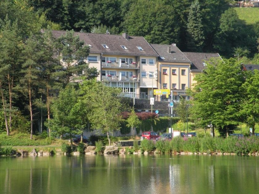 Eifelsteig-Gastgeber Hotel-Schlossblick *** Wohlfühlhotel - Eifel