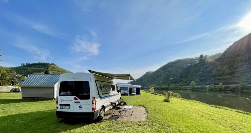 Camping Burgen - Campingplatz an der Mosel