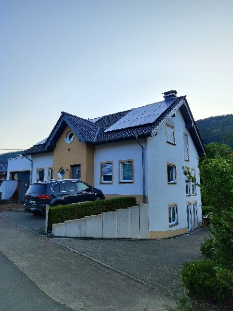 Ferienwohnung Burgblick in Prümzurlay