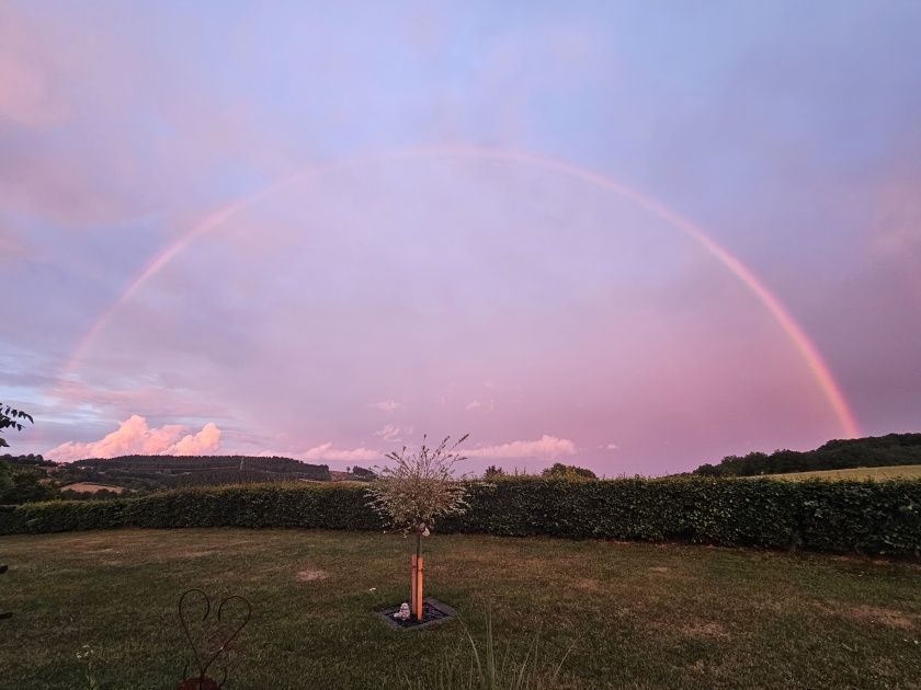 schöner Regenbogen