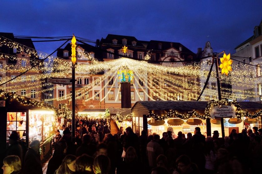 Weihnachtsmarkt in der Domstadt Mainz